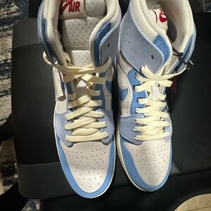 Nike Air High-Tops in Light Blue and White